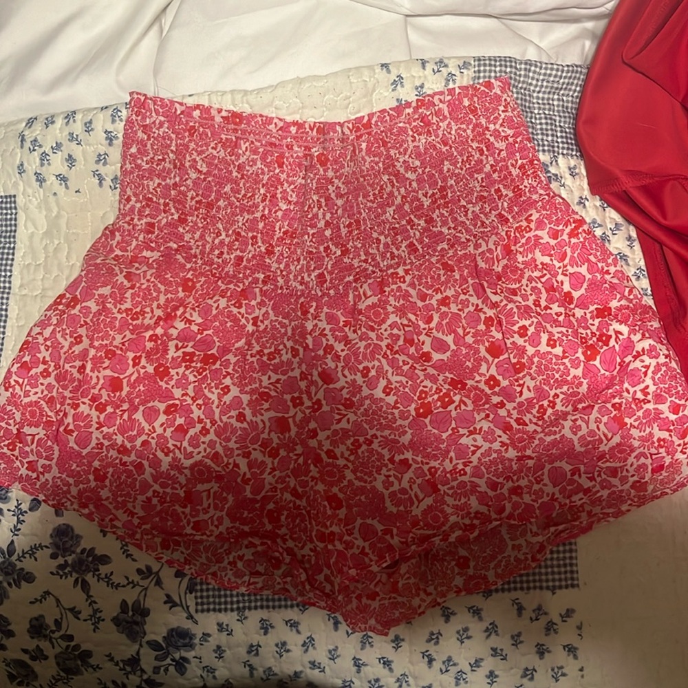 Vineyard vines shorts